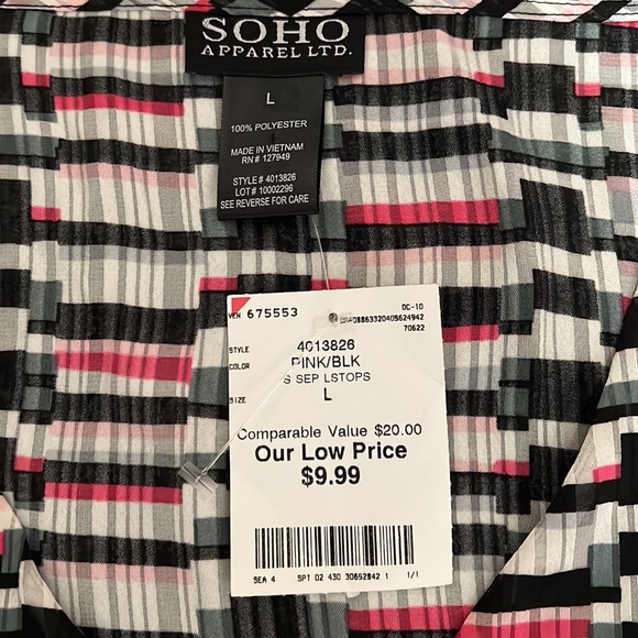 SOHO Apparel top, geometric print, size large NWT! - Picture 3 of 4